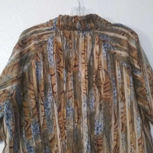 Chico's women's size 2 (L) multicolored short sleeve cardigan - Picture 6 of 13